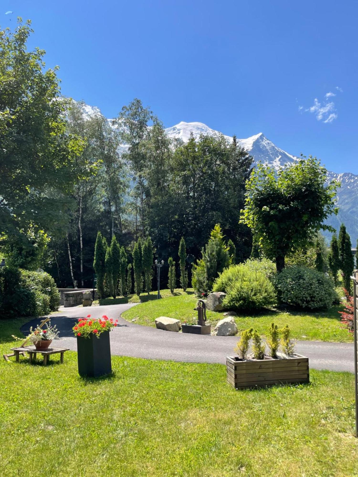 Chalet Hotel La Sapiniere Chamonix Exterior foto